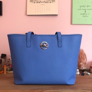 Michael Kors Jet Set Travel Tote